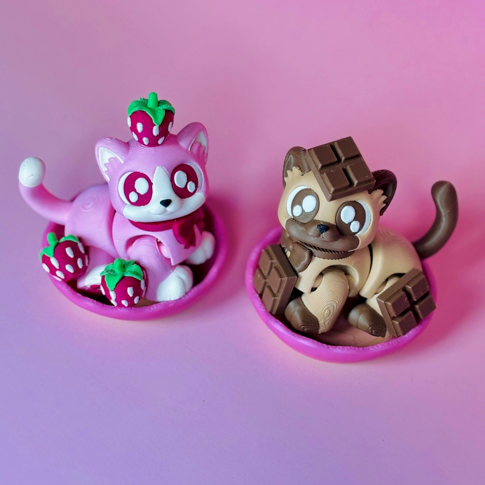 Büyüleyici Pastel Kedi Figürü - Sevimli ve Renkli